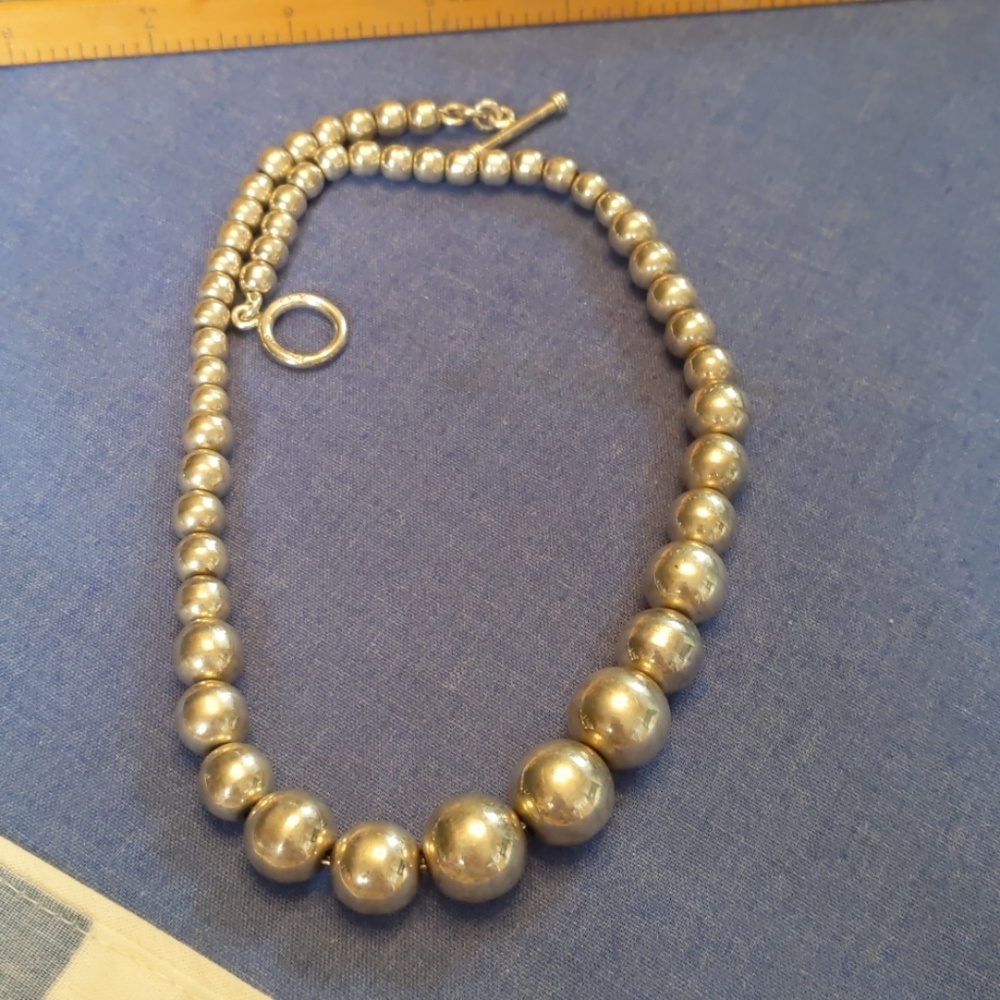 Sterling Silver graduated bead necklace